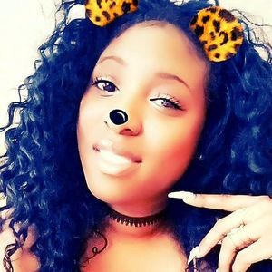 Meet your Posher, Octavia